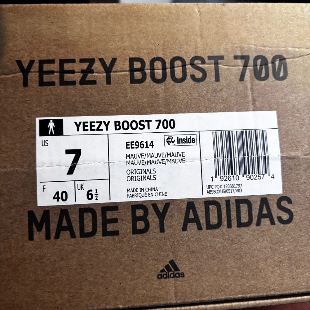 Yeezy boost - Picture 2 of 3